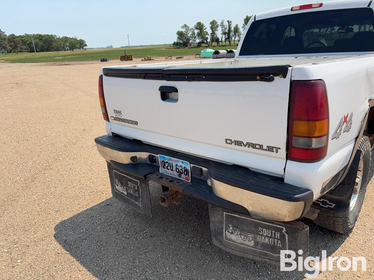 2002-chevrolet-silverado-1500-image-19
