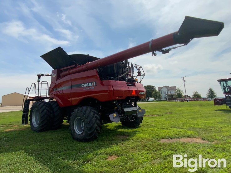 2018-case-ih-8240-image-7