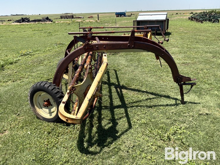 new-holland-56-image-4