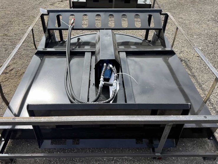 #35-•-skid-steer-77"-brush-cutter-image-4