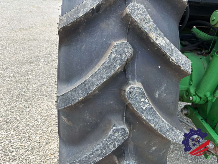 john-deere-6405-image-41