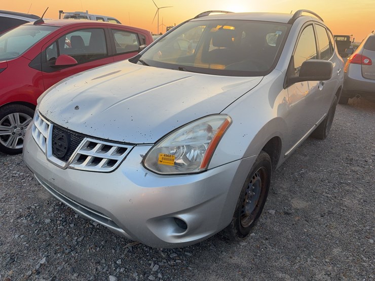 2014-nissan-rogue-image-1