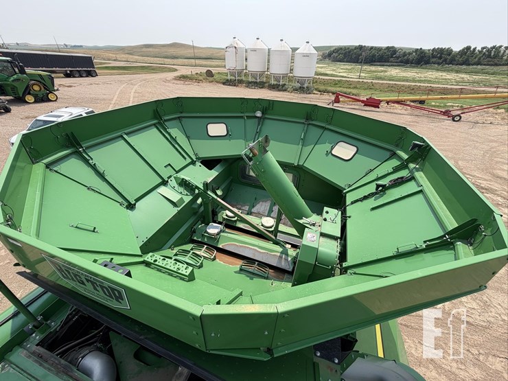 2020-john-deere-s780-image-29