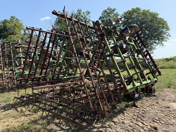 john-deere-724-image-3