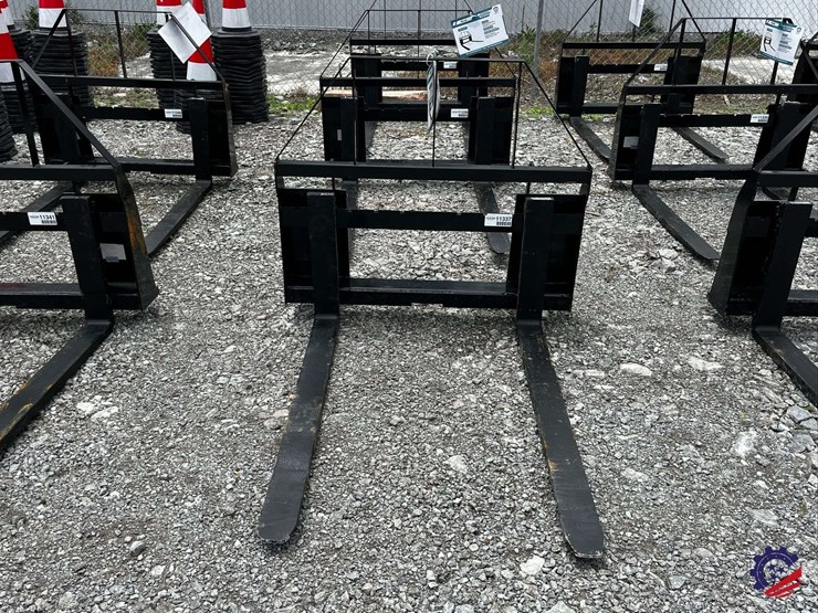 unused-2026-mower-king-sa-skid-steer-forks-attachment-image-2