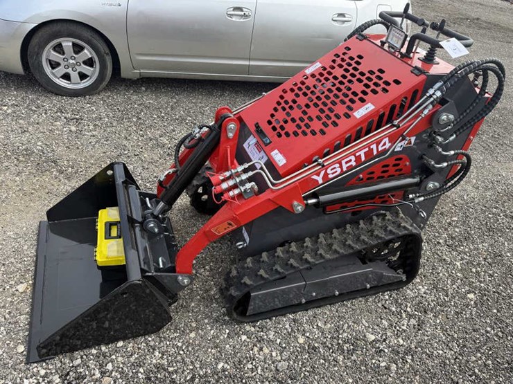 #3-•-mini-skid-steer-tracked-loader---gas-ysrt14-image-1