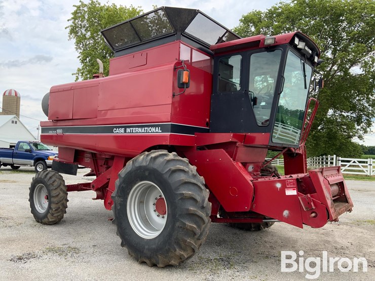 1992-case-ih-1660-image-3