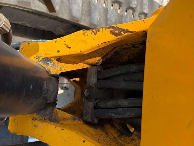 2019-jcb-8029cts-image-15