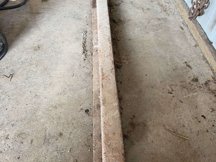 salvaged-steel-railroad-track-section---50-in.-image-4