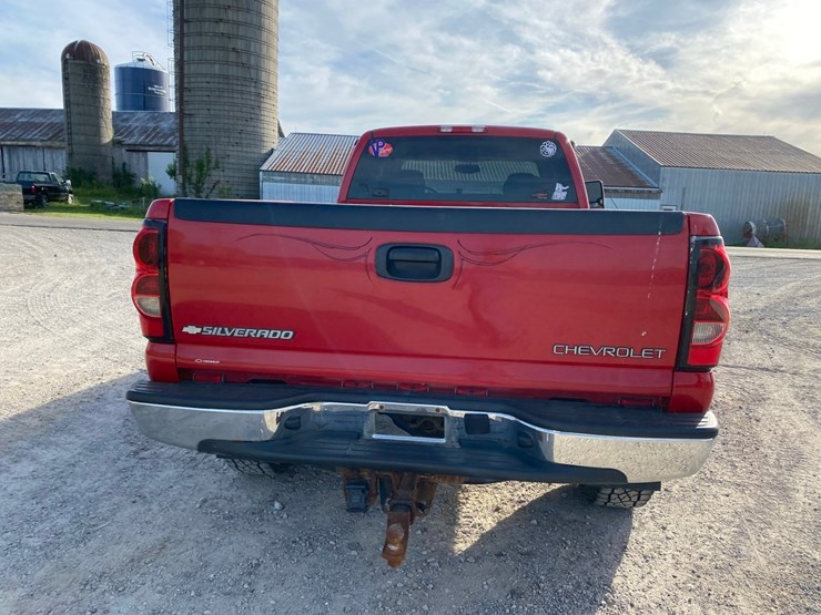 2005-chevrolet-2500-image-5