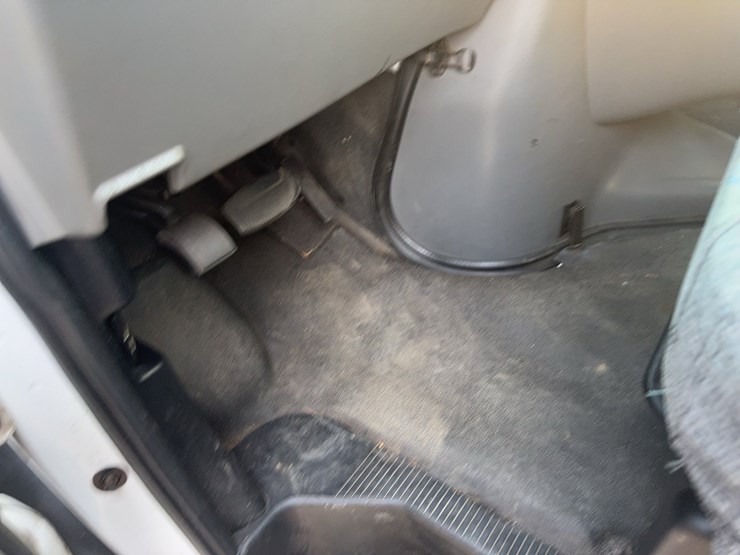 2006-ford-e450-image-25