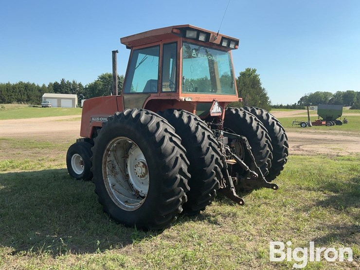 1982-allis-chalmers-8070-image-5