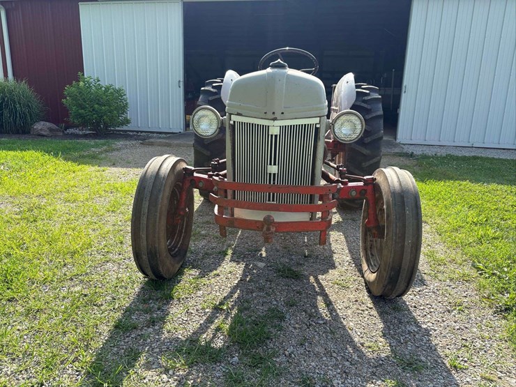 ford-8n-image-13