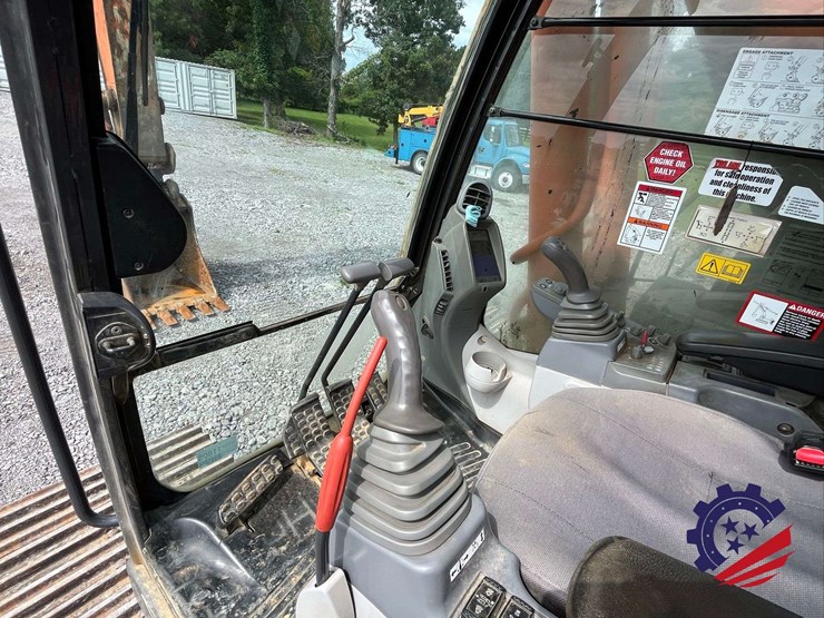 2018-hitachi-zx300-lc-6n-image-86