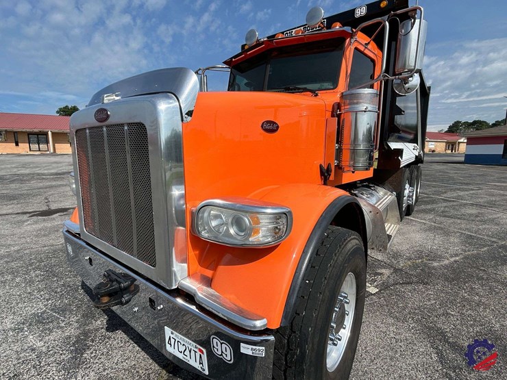2016-peterbilt-367-image-9