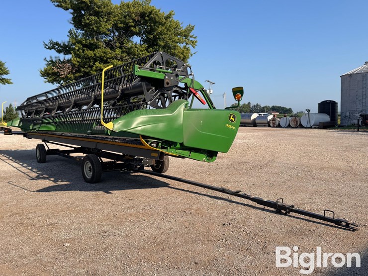2016-john-deere-635fd-image-1