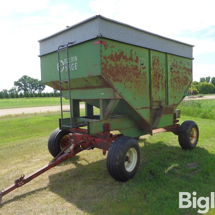 Dakon Side Dump Gravity Wagon