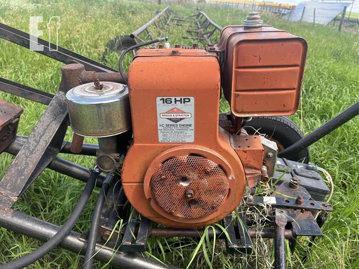 8”-auger-with-16-hp-briggs-motor-image-7