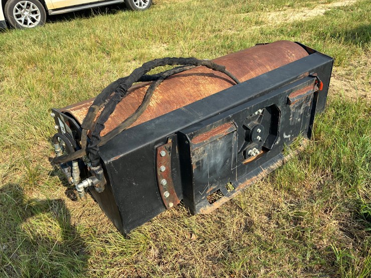 #2683-•-vibratory-drum-roller-image-3