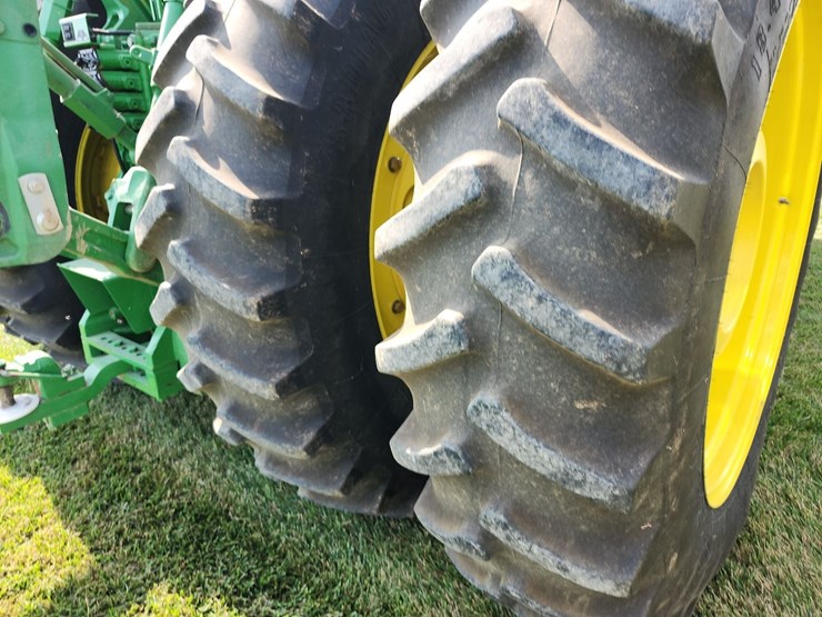 2002-john-deere-8420-image-18