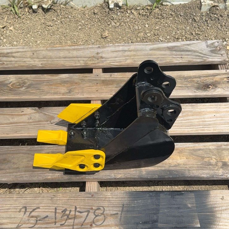 7” W Mini Excavator Bucket Model ZL-12