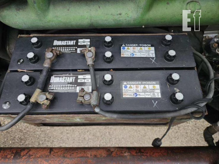 john-deere-4010-image-37