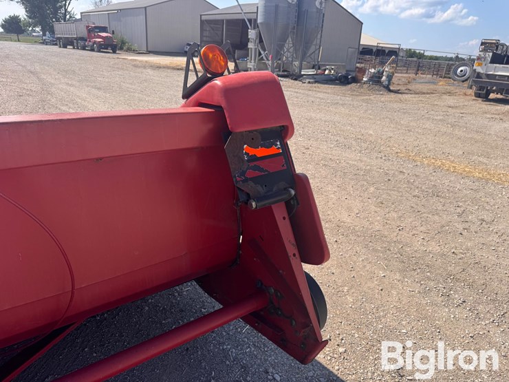 2001-case-ih-2208-image-11