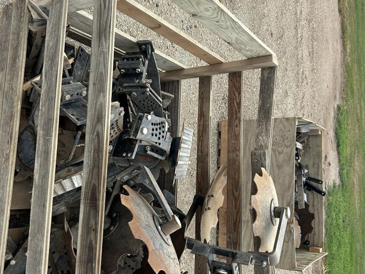 misc-pallet-image-2