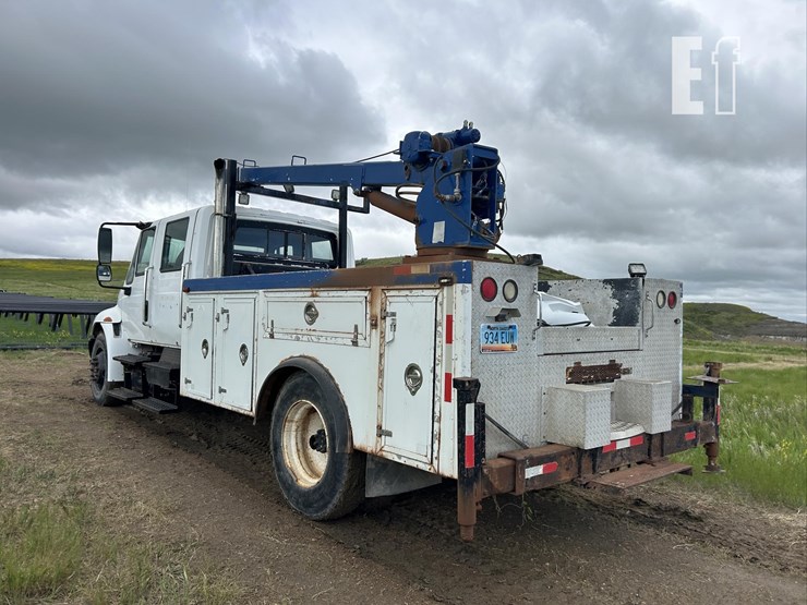 2003-international-durastar-4300-image-7