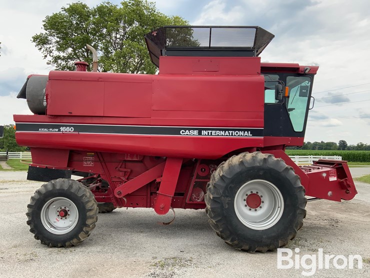 1992-case-ih-1660-image-4