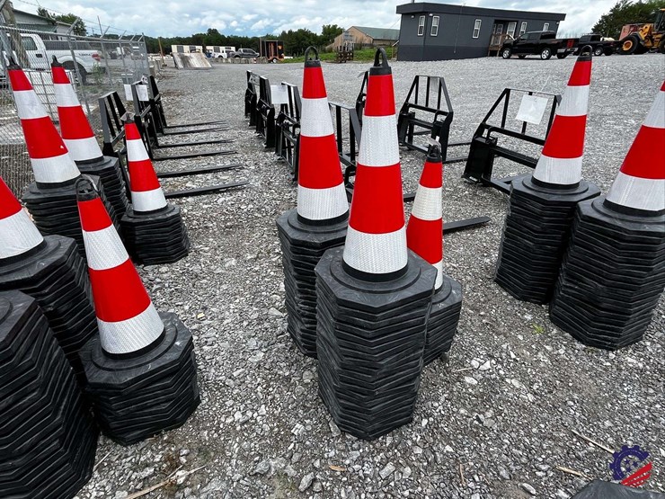 (50)-unused-2026-ce-irstc-safety-traffic-cones-image-6