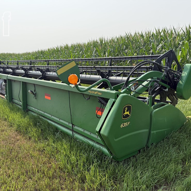 2009 JOHN DEERE 635F