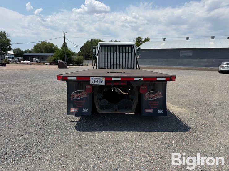 1999-freightliner-fl70-image-6