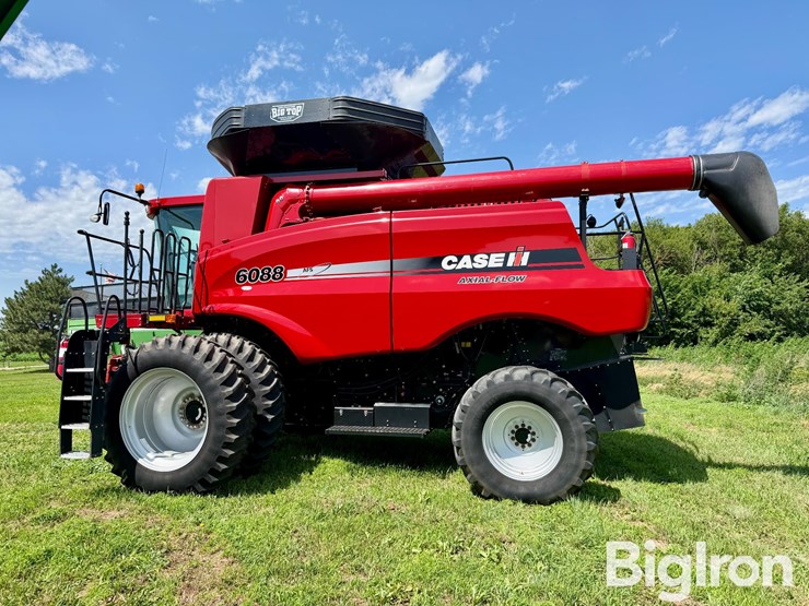 2012-case-ih-6088-image-8