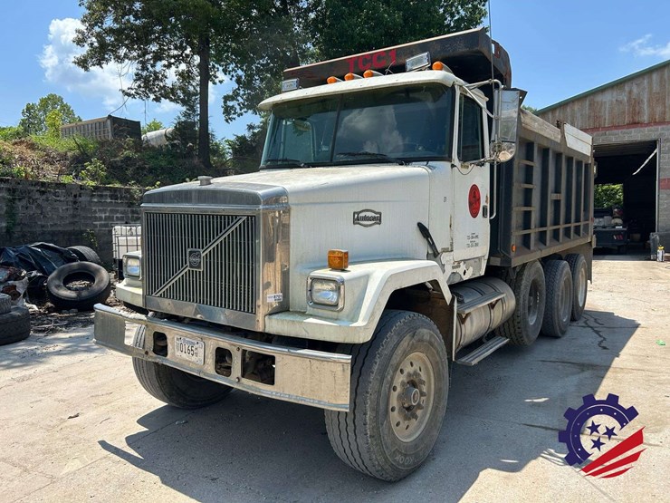 1999-volvo-truck-vnm84-tri-axle-dump-truck-image-18