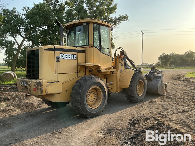 1999-deere-tc44h-image-5
