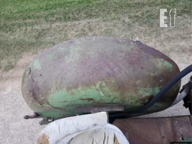 john-deere-4010-image-25