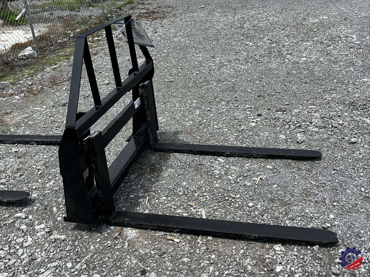 unused-2026-mower-king-sa-skid-steer-forks-attachment-image-8