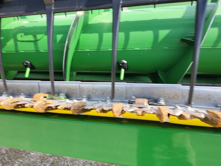 2011-john-deere-635f-image-13