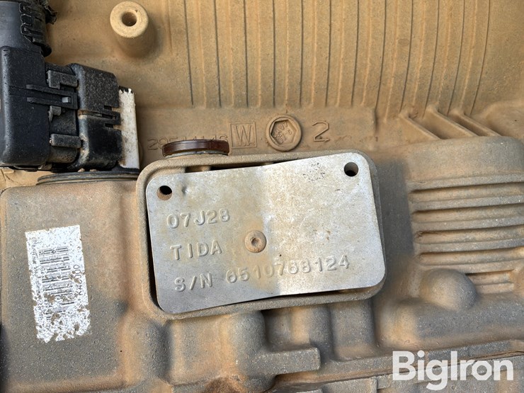 2008-freightliner-m2-106-image-20