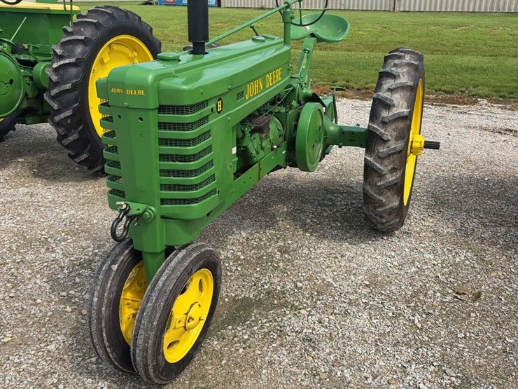 john-deere-h-image-2