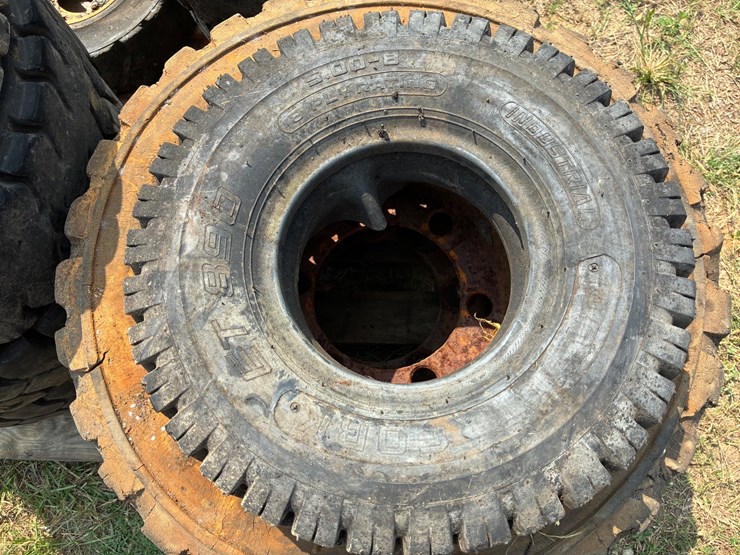 #2687-•-forklift-tires-image-5