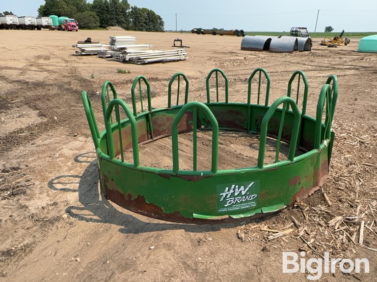 hw-steel-bale-feeder-image-7