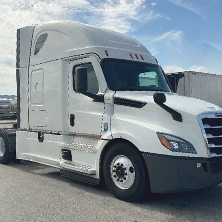2022 FREIGHTLINER CASCADIA 126