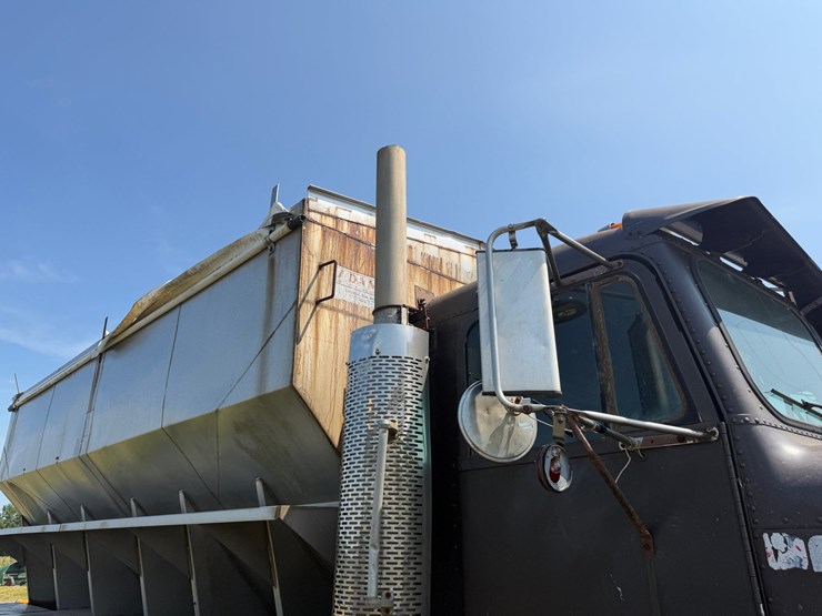 #52611-•-1985-freightliner-single-cab-t/a-fertilizer-truck-2fupysyb5fh254590-inv#52611-image-48
