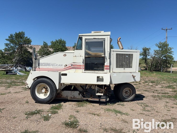1990-elgin-pelican-image-8