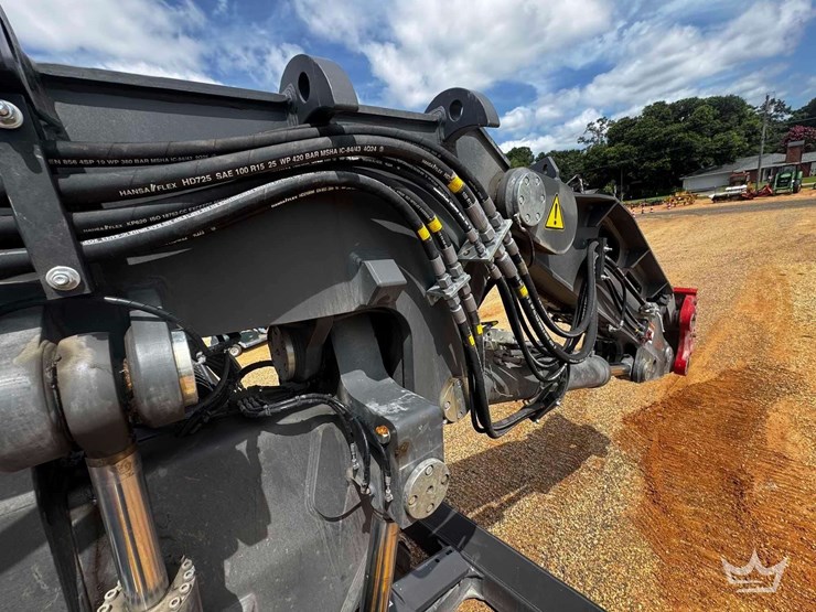 2025-volvo-ecr235e-tunnel-boom-hydraulic-excavator-image-29