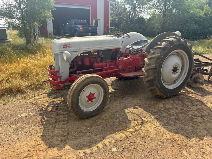 ford-8n-image-1