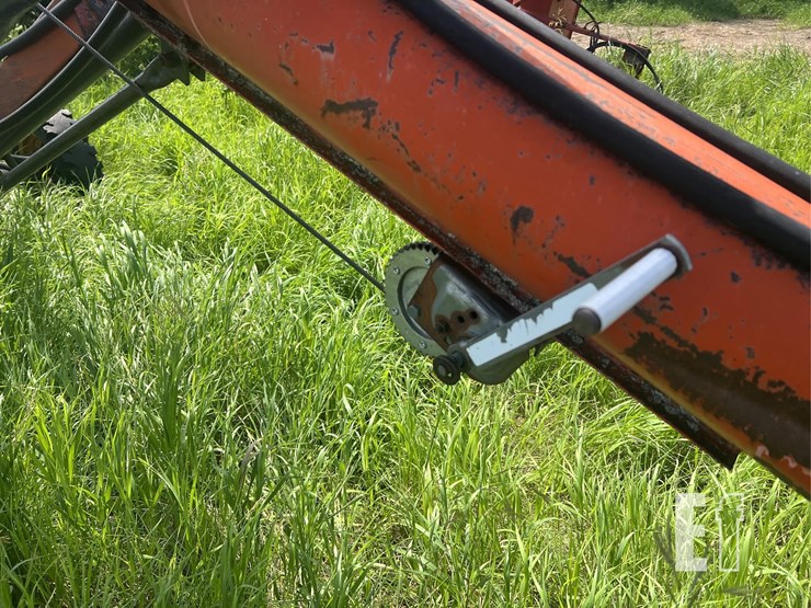 8”-auger-with-16-hp-briggs-motor-image-9
