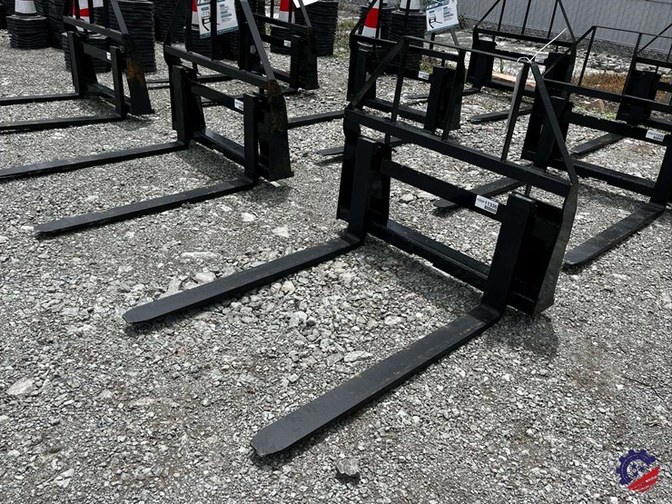 unused-2026-mower-king-sa-skid-steer-forks-attachment-image-3